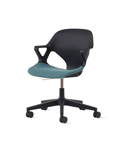 Euklides Herman Miller Zeph Chair 3 D knit semi poldeterd 01