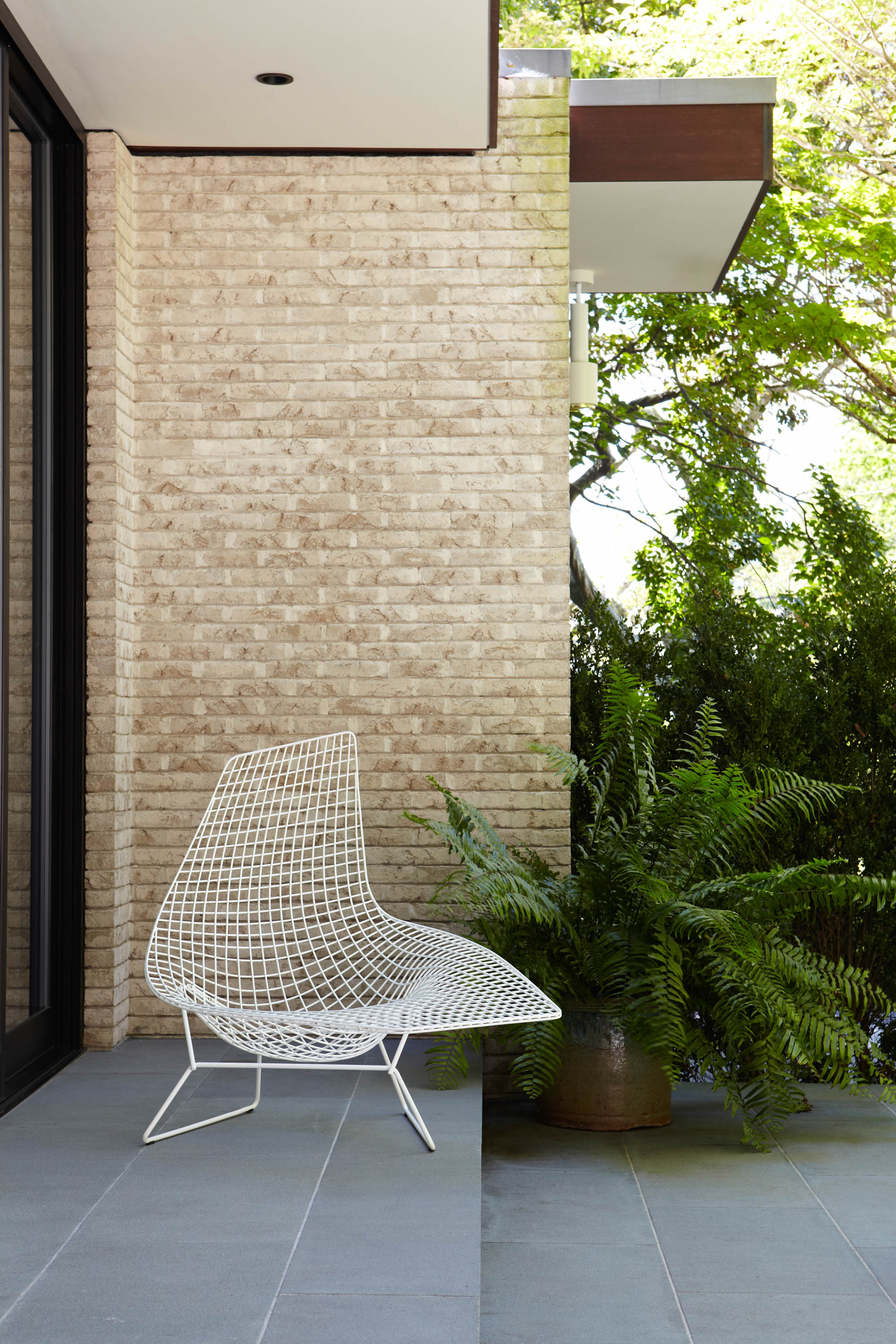 Euklides Knoll Bertoia Asymmetric Chaise by Harry Bertoia 01