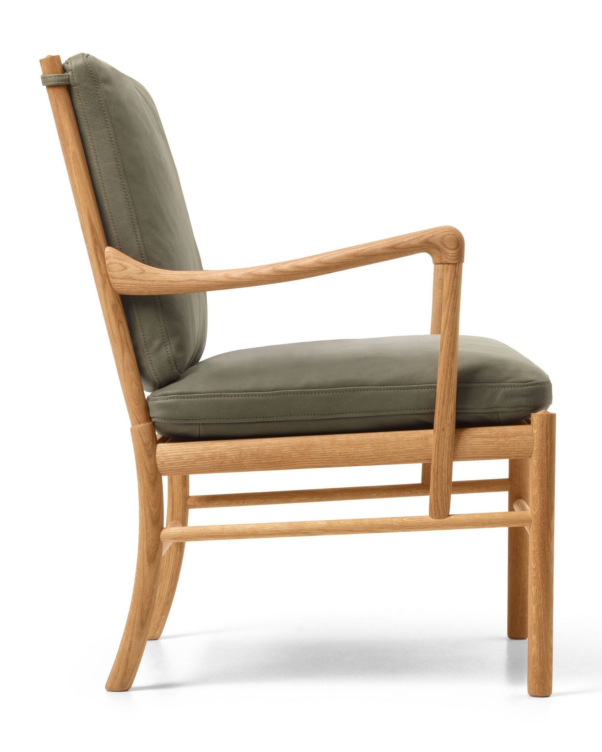 OW149 Colonial Chair