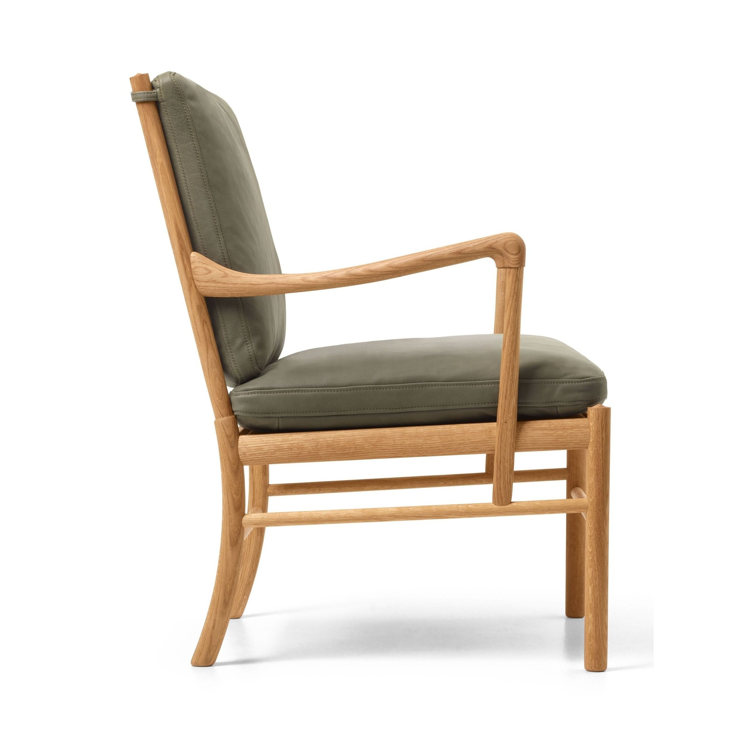 OW149 Colonial Chair