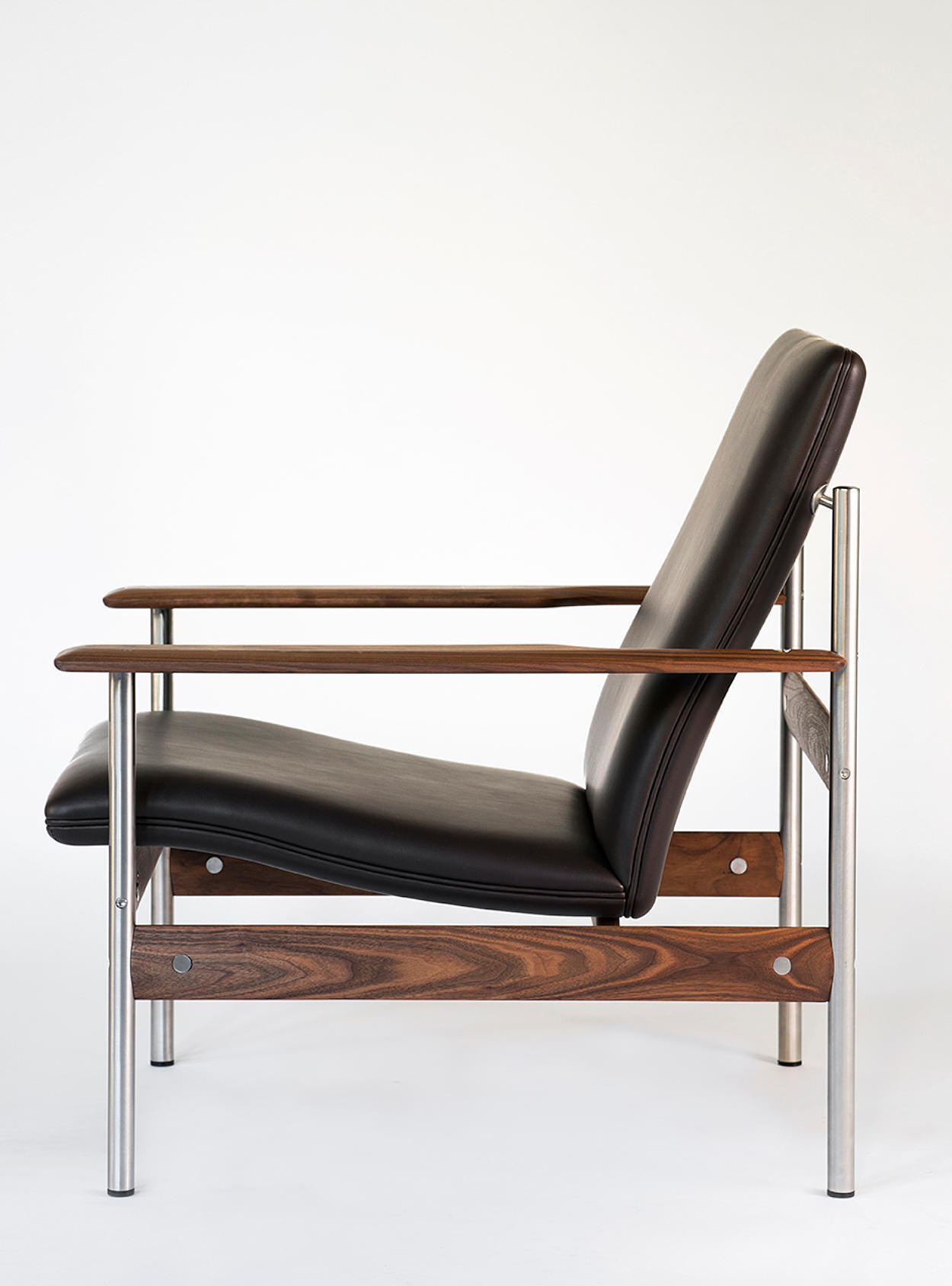 Euklides_Fjordfiesta_1001-af-lounge-chair_imageCarousel-mppg5ddn0txa