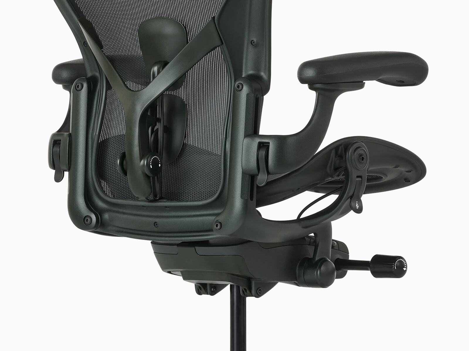 Euklides_HermanMiller_aeron-jasper_image-cmqqserrm00075b26v3yvxvp7