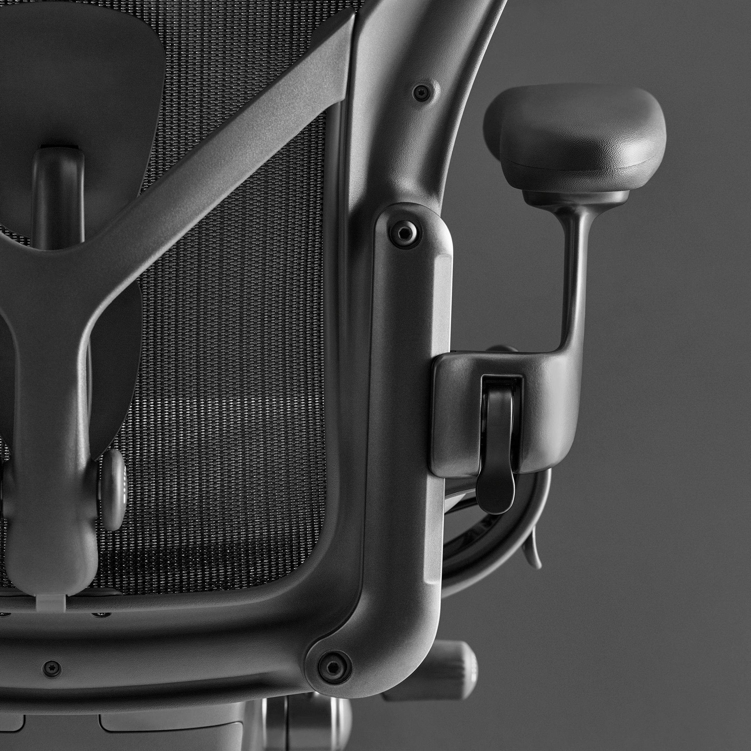 Euklides_HermanMiller_aeron-remastered-2_imageGrid-mqs68aoa