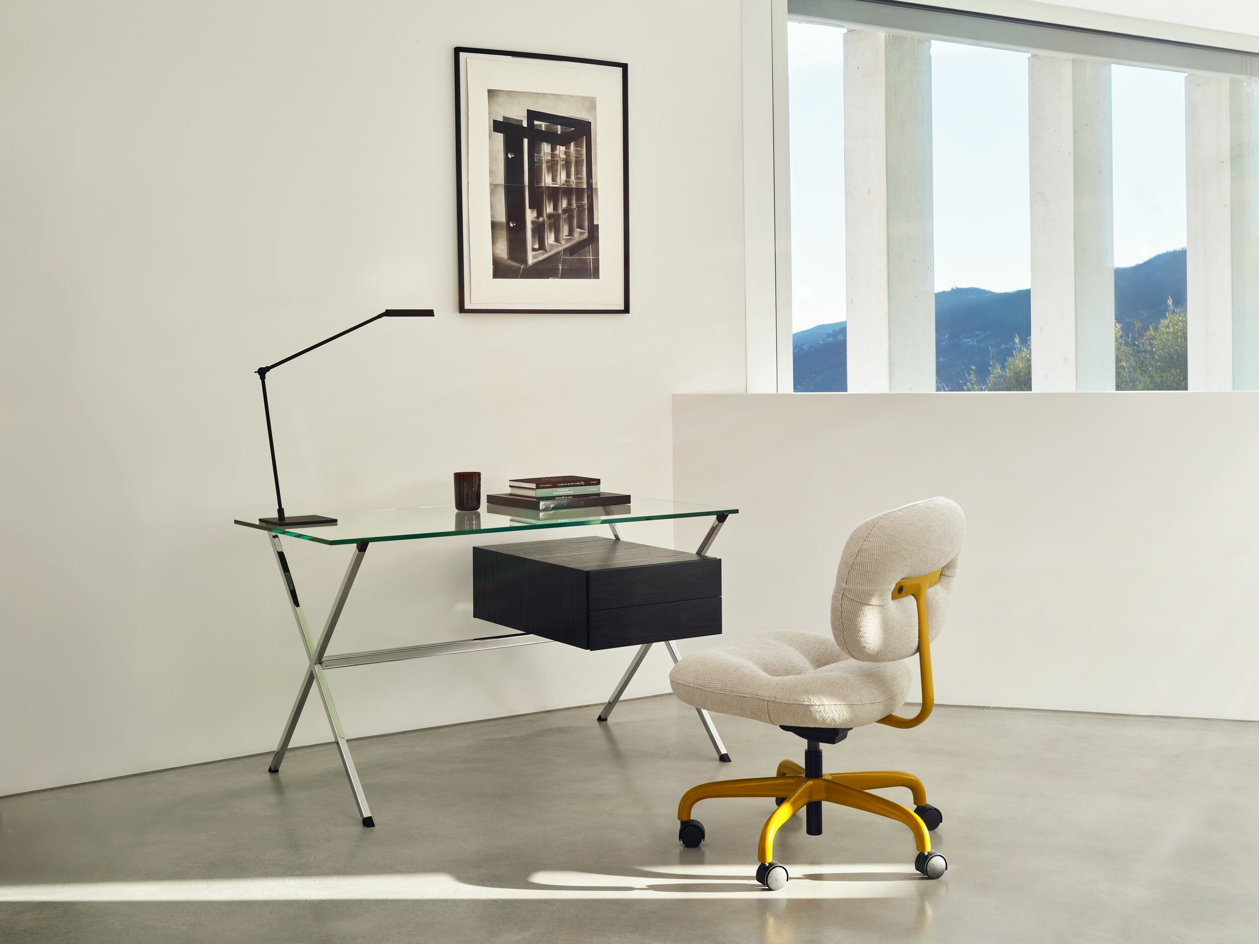 Euklides_Knoll_morrison-hannah-chair_gallery_11-mpzqy8ir0ovx