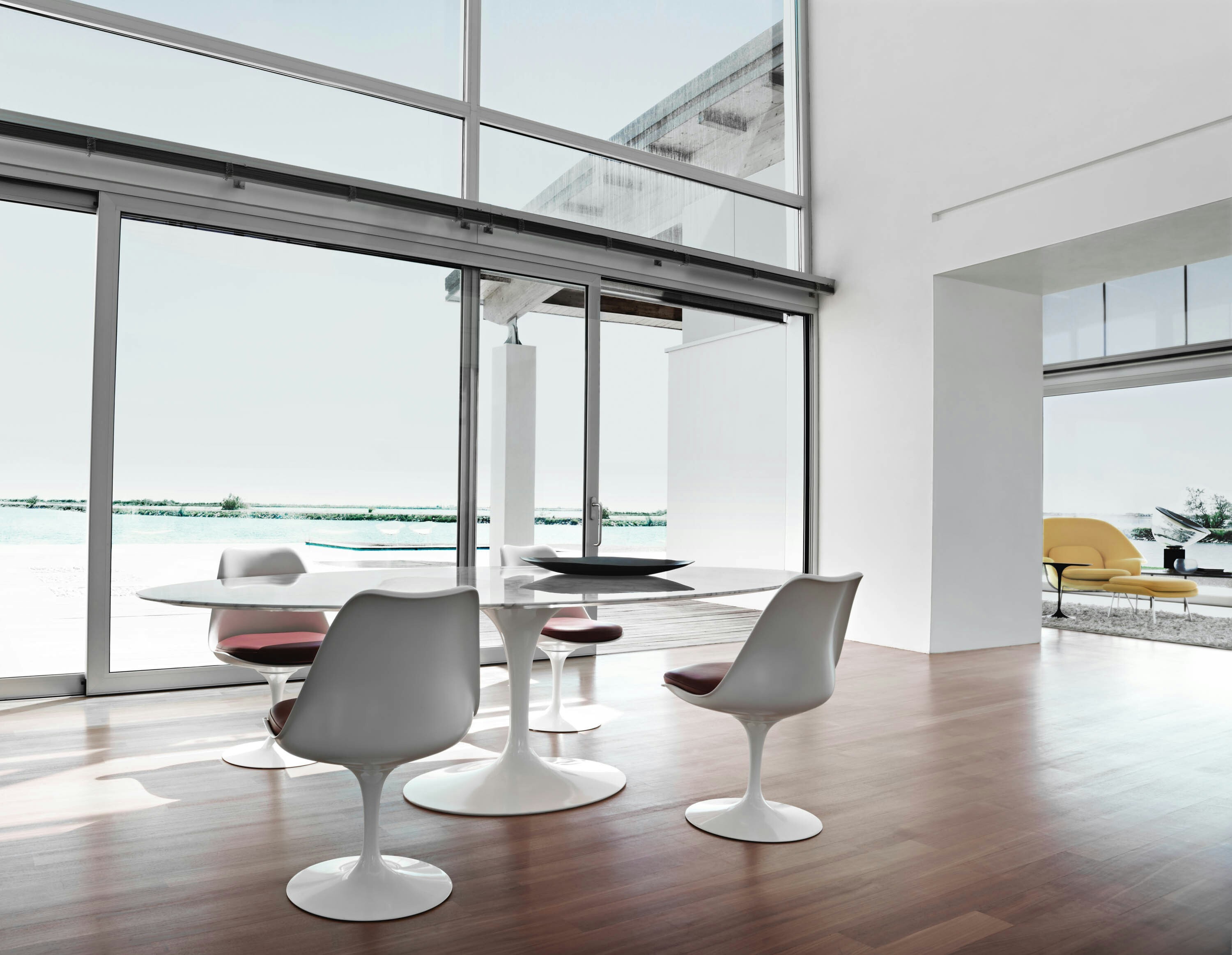 Tulip Armless Chair