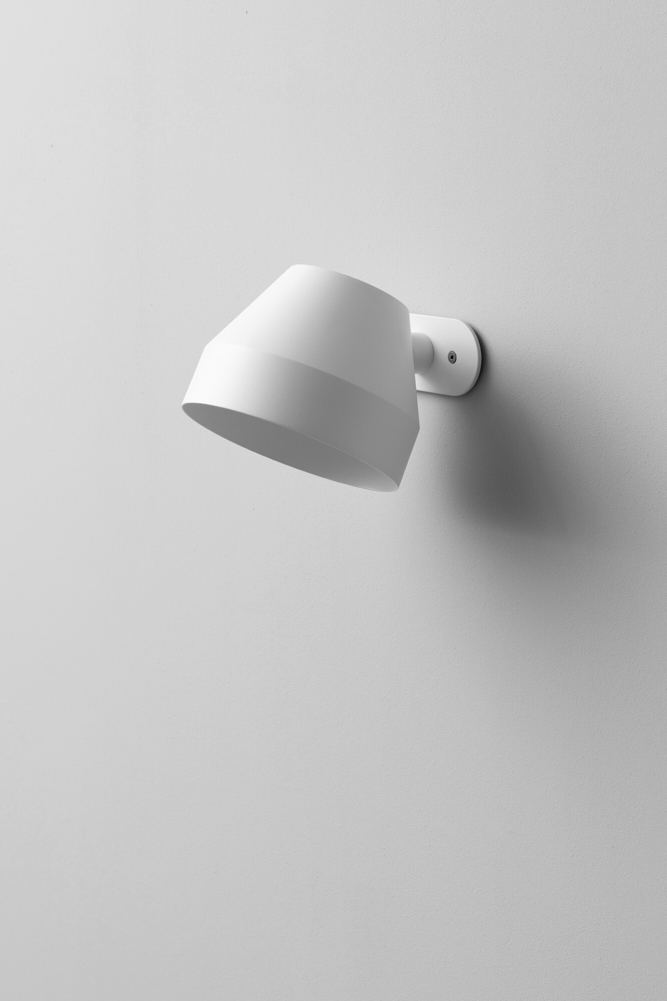 Euklides_Kouple_cap-wall_imageCarousel-0w7wks