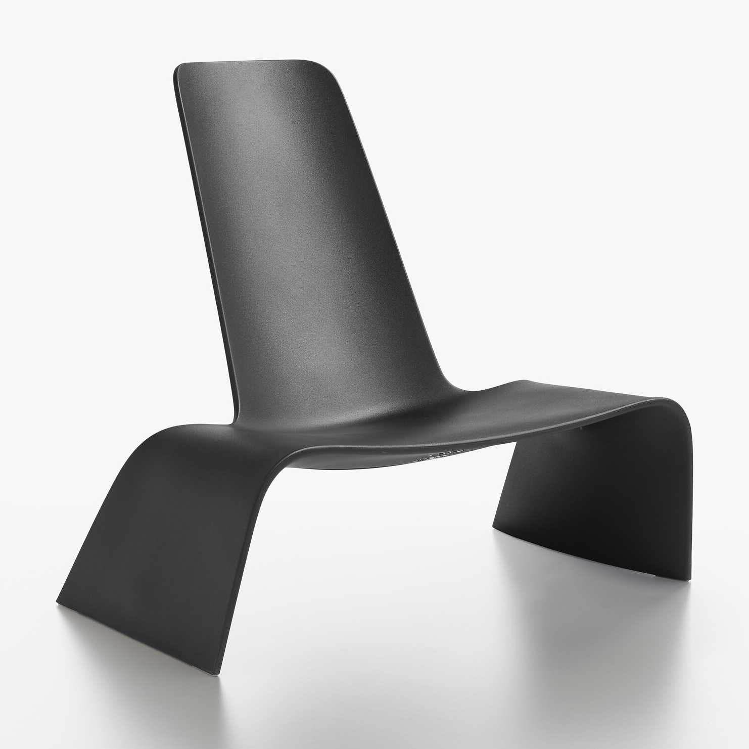 Land Lounge Chair