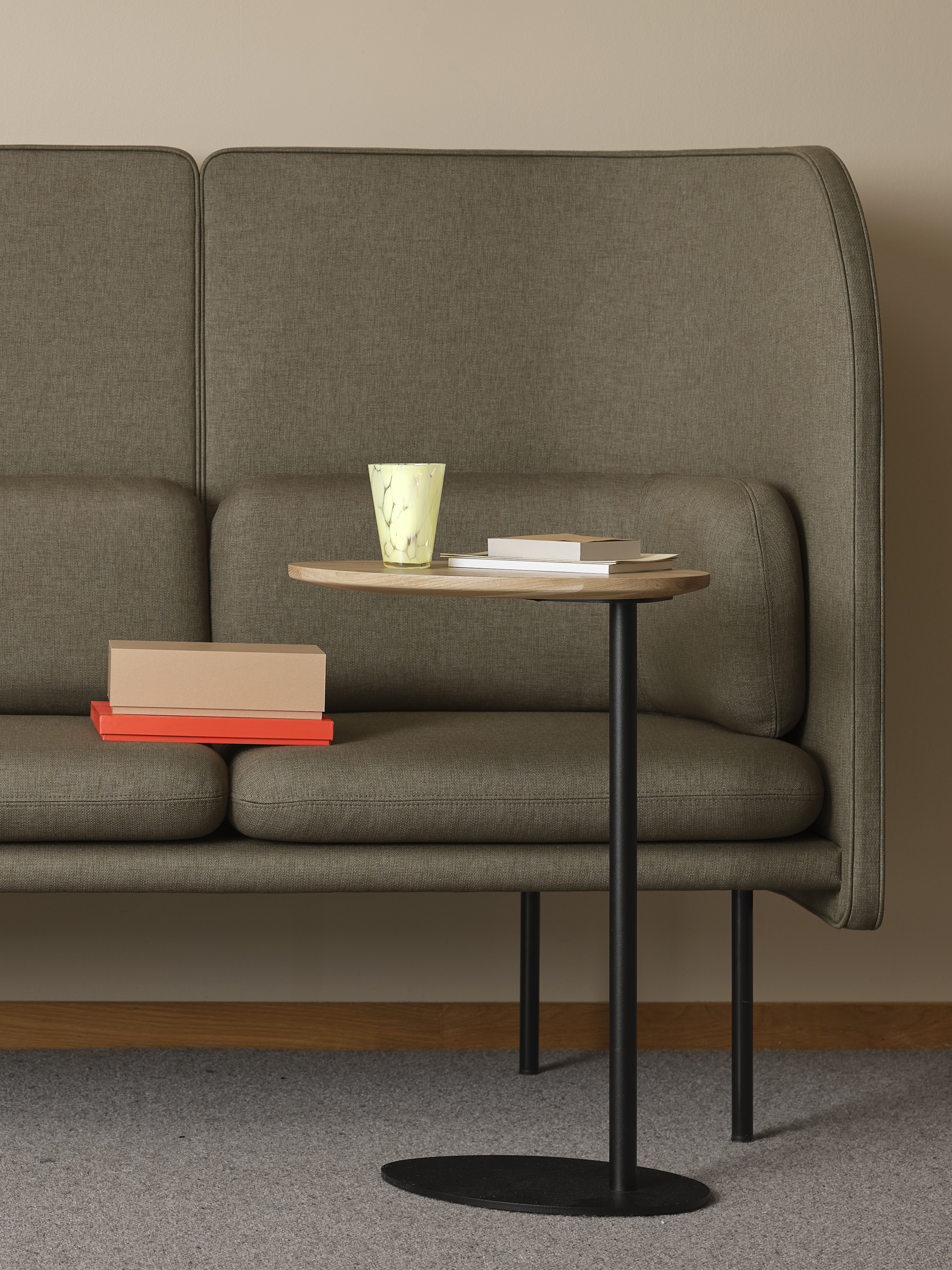 Euklides_Zilenzio_tune-laptop-table_gallery_01-mosof03h0f3h