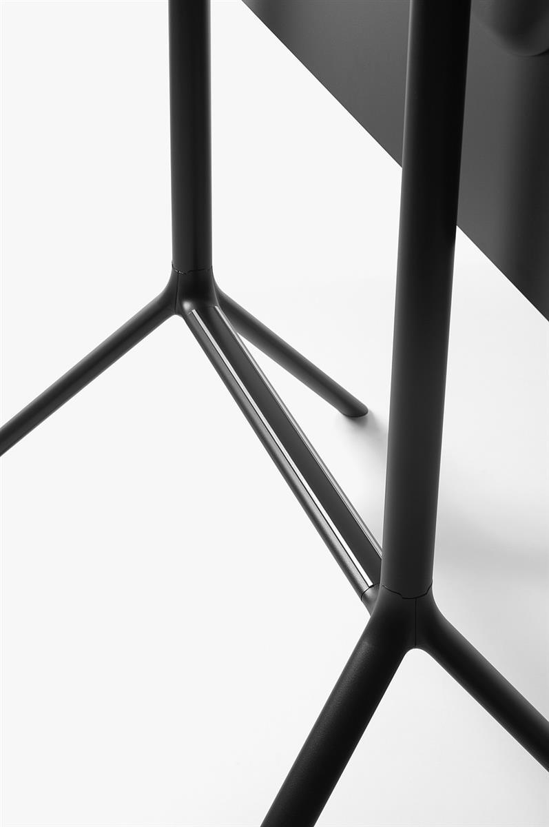 V02 3 C65215 E8989 B6392 EF935 B7 DFDDC6 D4